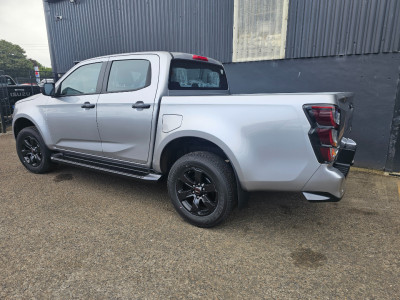 2025 Isuzu D-MAX