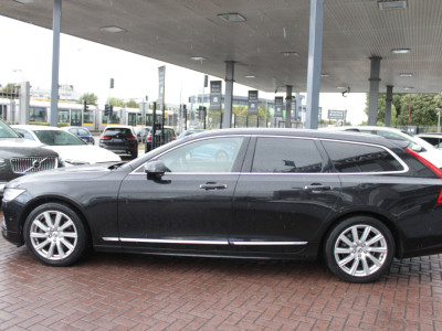 2020 Volvo V90