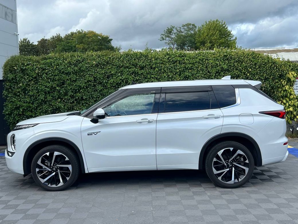 2023 Mitsubishi Outlander