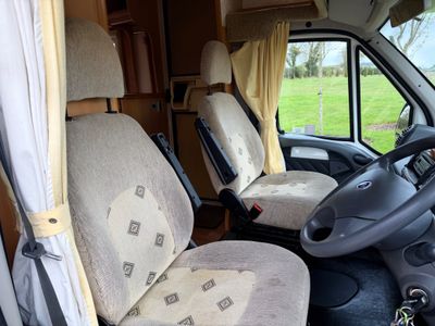 2005 SWIFT SUNTOR 590 RL R.H.D 