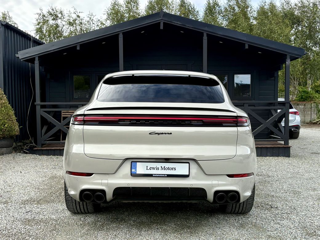 2025 Porsche Cayenne