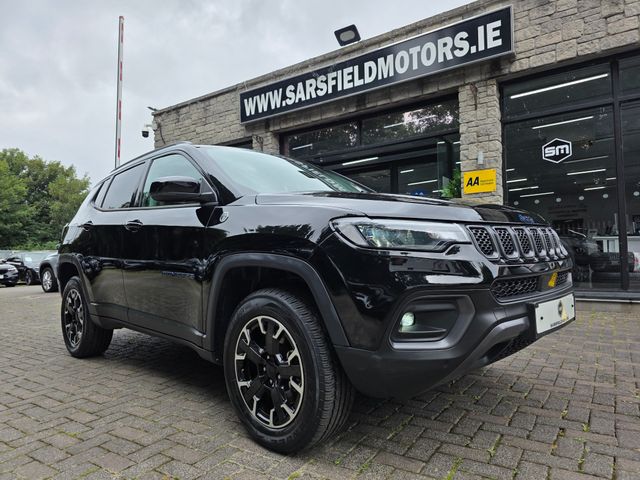 vehicle for sale from Sarsfield Motors