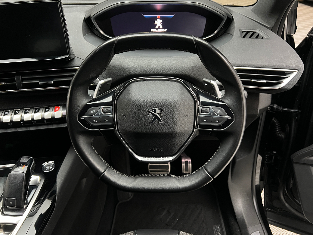 2023 Peugeot 5008