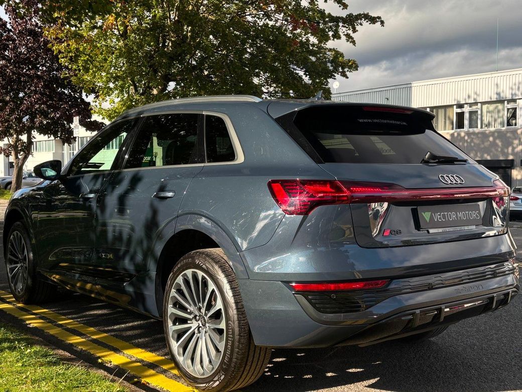 2024 Audi Q8 e-tron