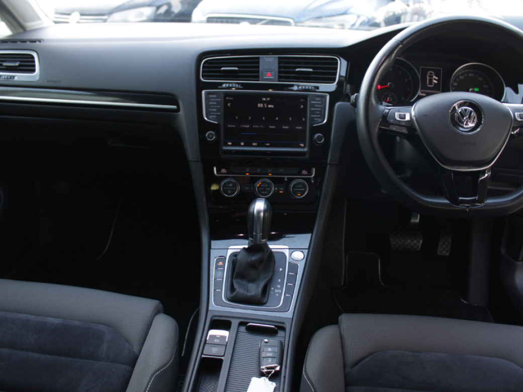 2017 Volkswagen Golf