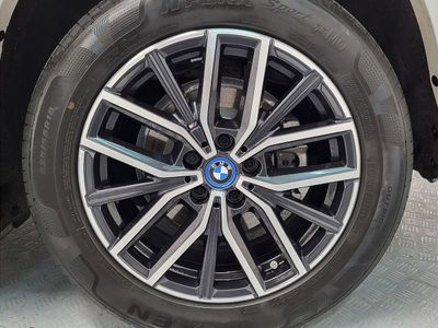 2025 BMW iX1