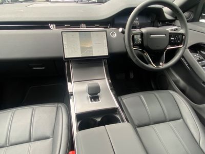 2025 Land Rover Range Rover Evoque
