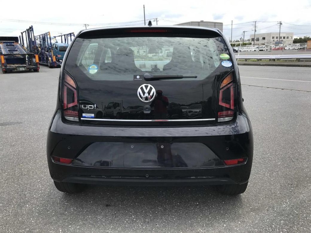 2018 Volkswagen up!