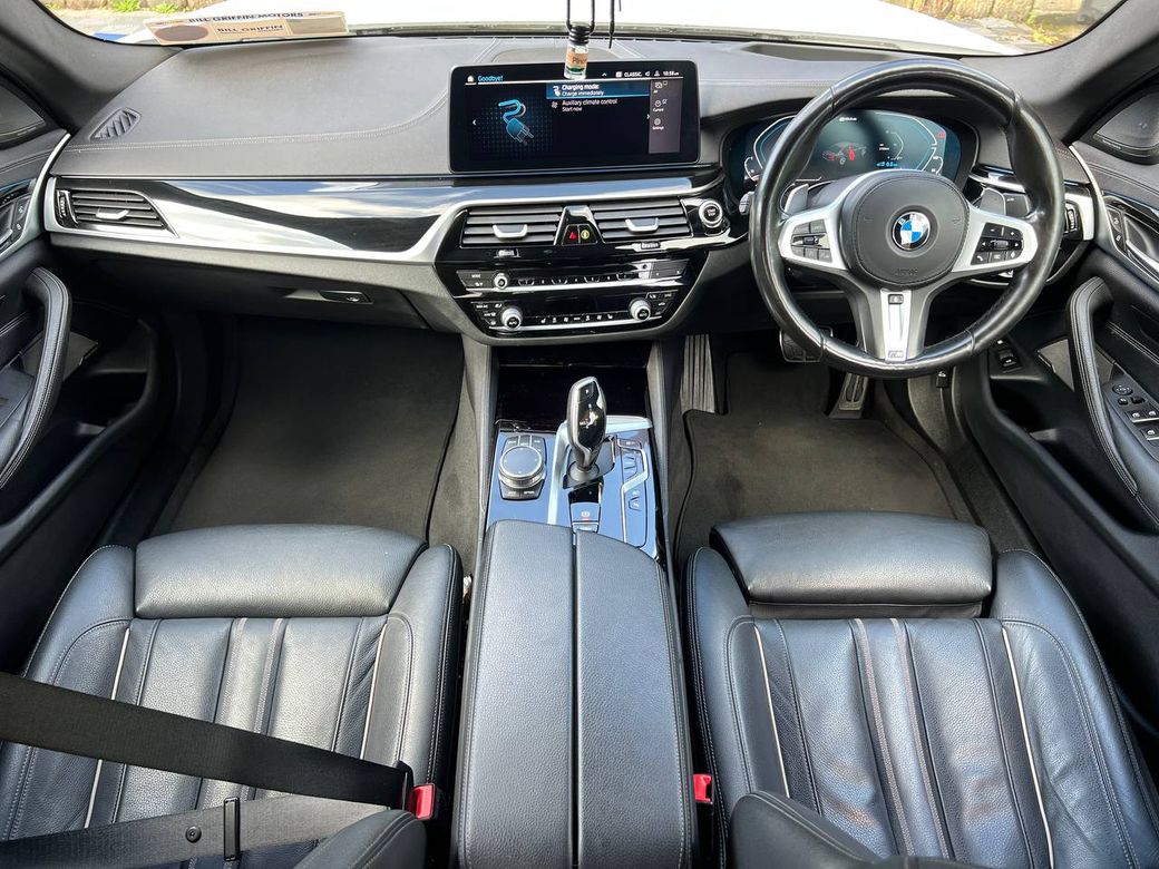 2021 BMW 5 Series
