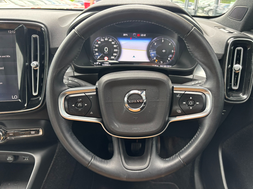 2020 Volvo XC40