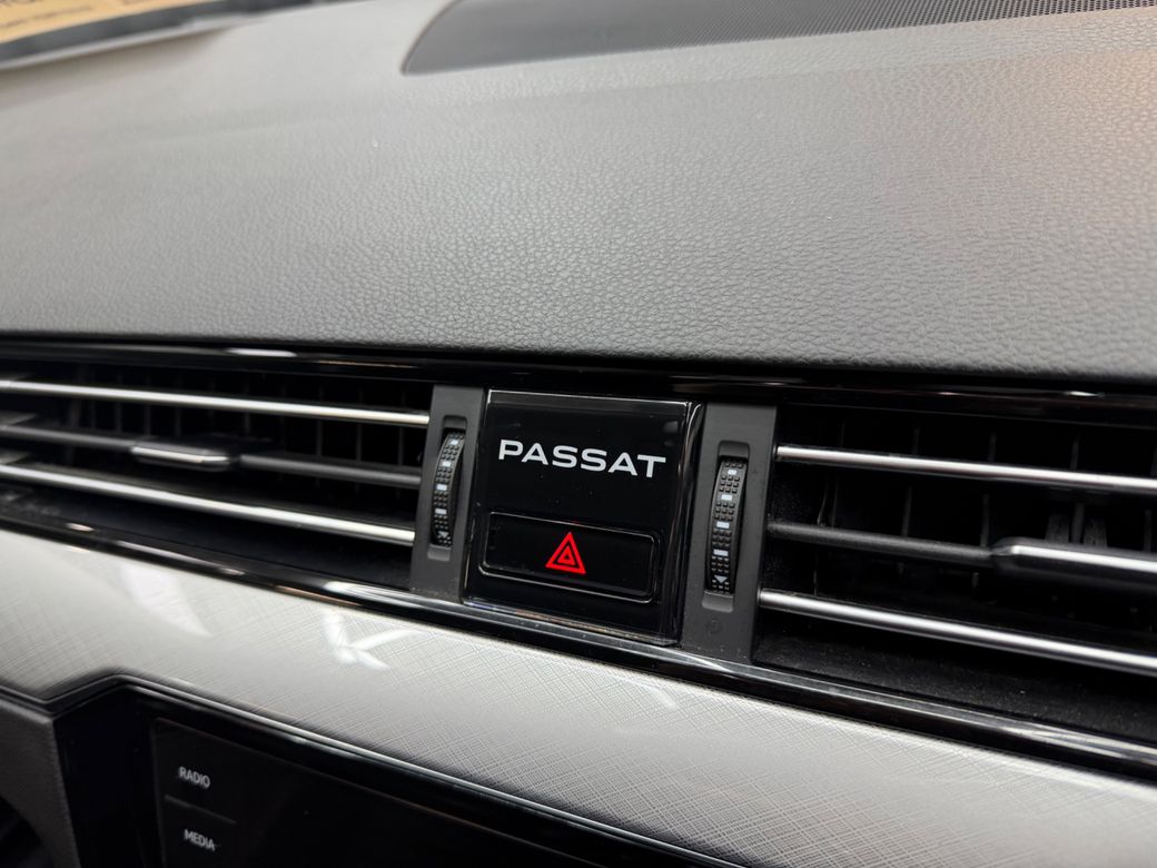 2022 Volkswagen Passat