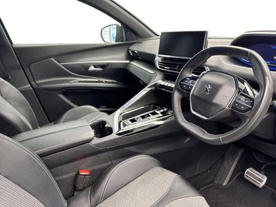 2024 Peugeot 5008