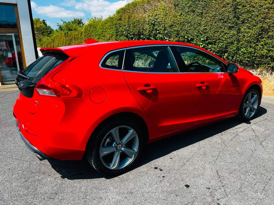 2014 Volvo V40