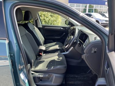 2023 Volkswagen T-Roc