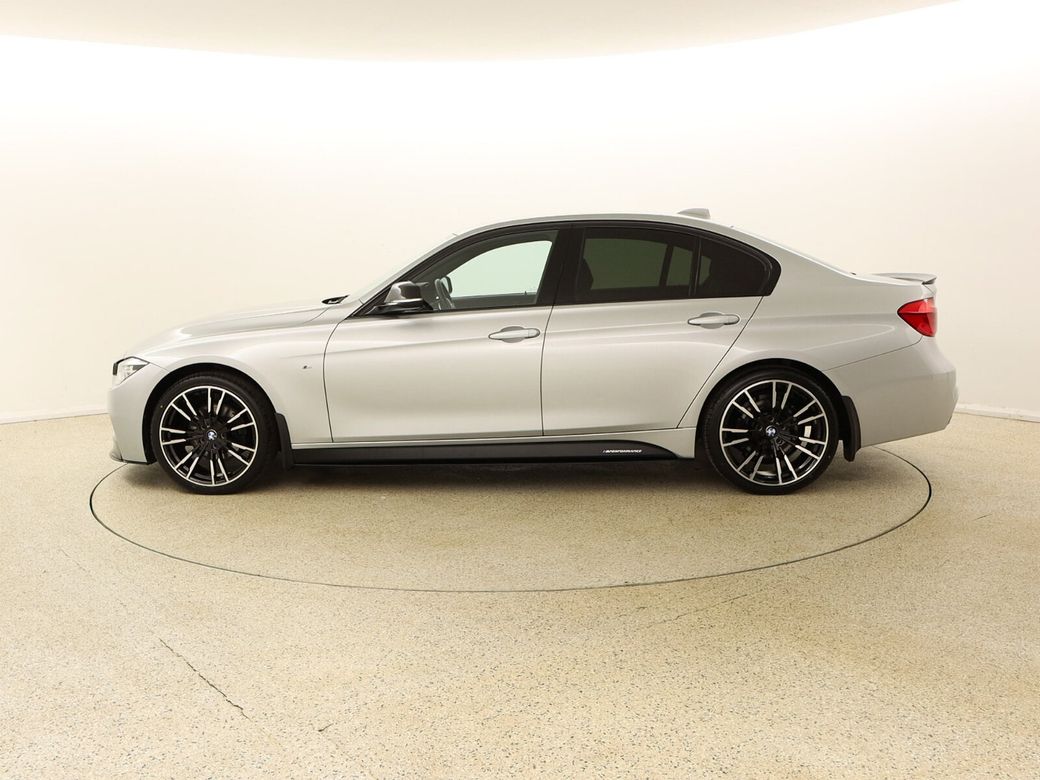 2018 BMW 3 Series