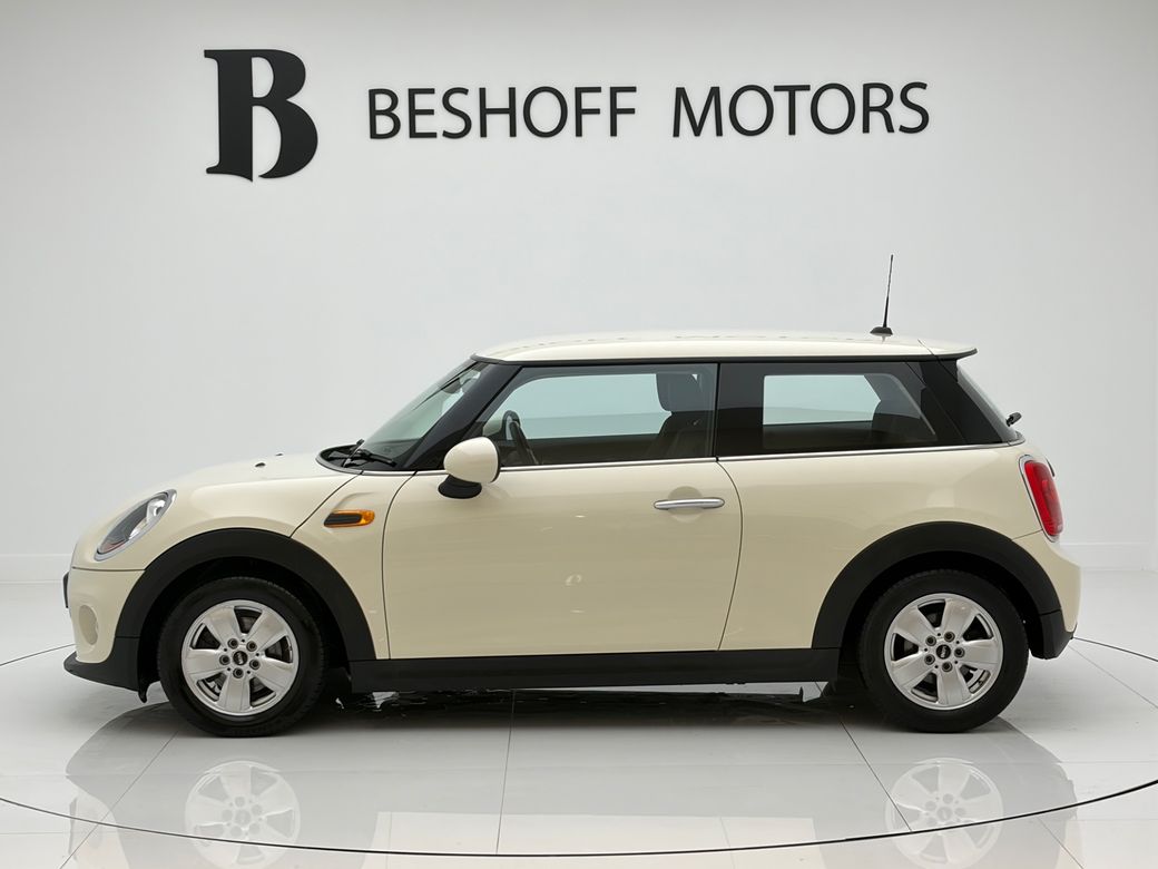 2017 Mini Hatch