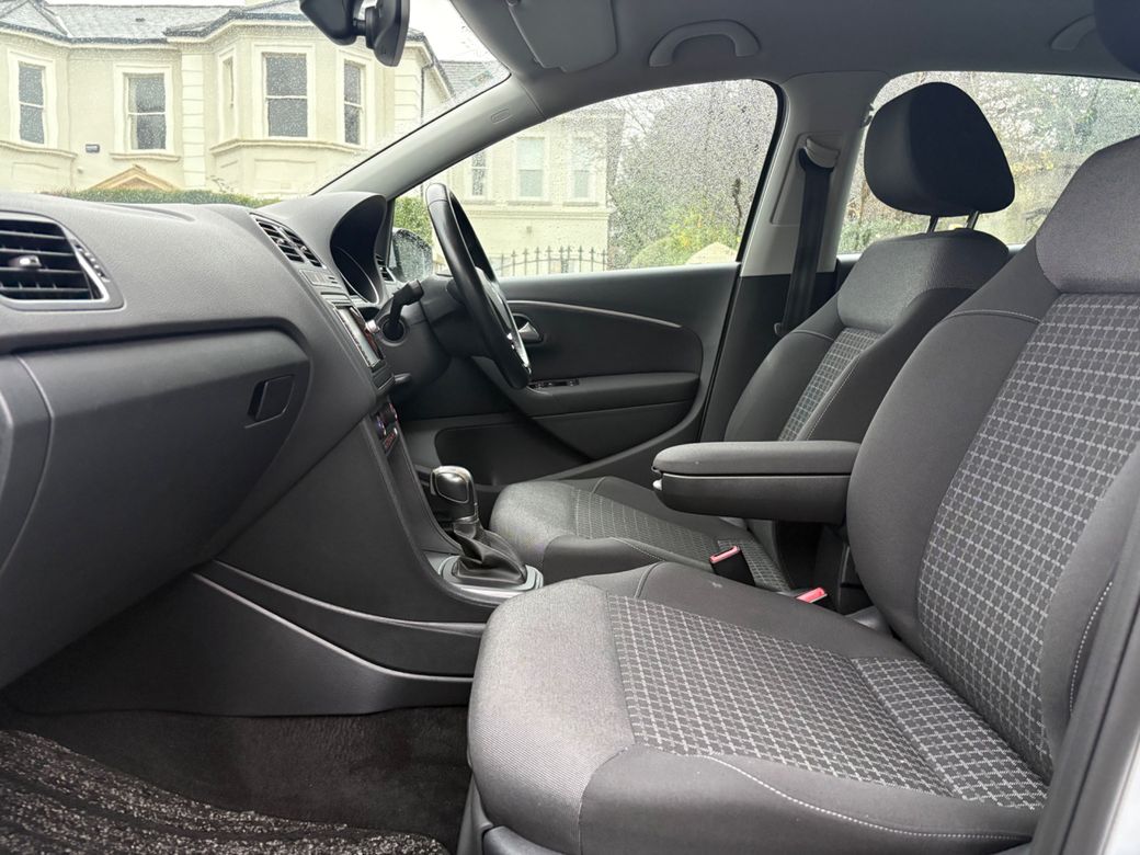 2017 Volkswagen Polo