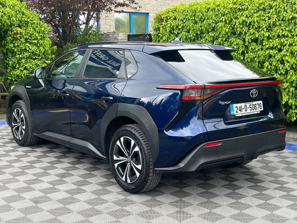 2024 Toyota bZ4X