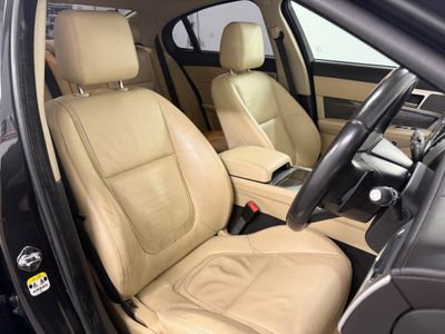 2015 Jaguar XF