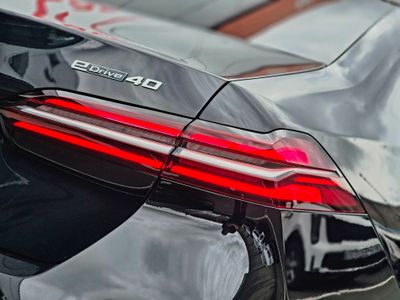 2025 BMW i5