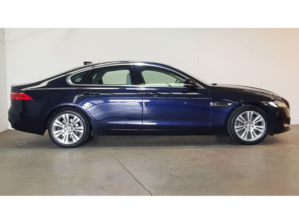 2017 Jaguar XF