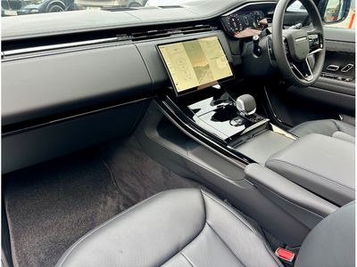 2026 Land Rover Range Rover Sport