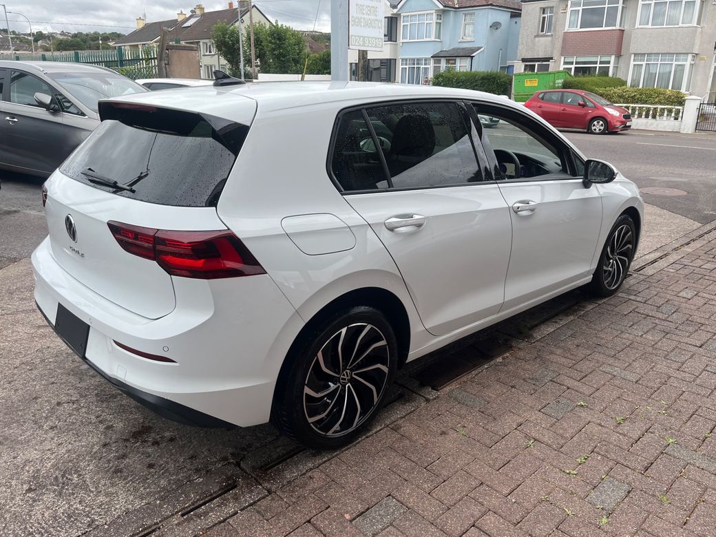 2023 Volkswagen Golf
