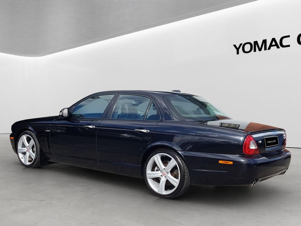 2008 Jaguar XJ