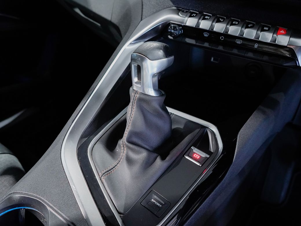 2019 Peugeot 5008