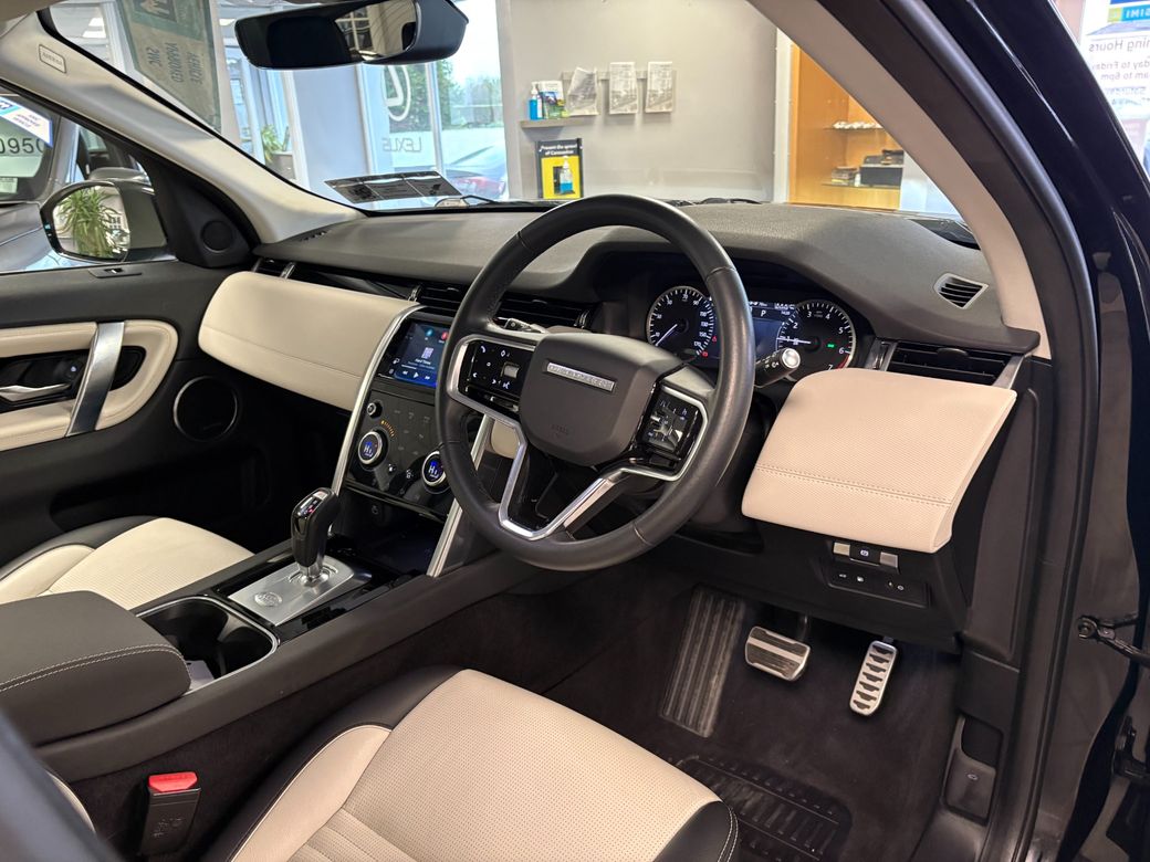 2023 Land Rover Discovery