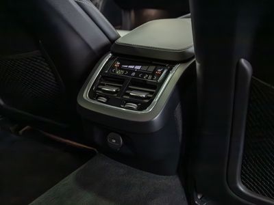 2021 Volvo S90