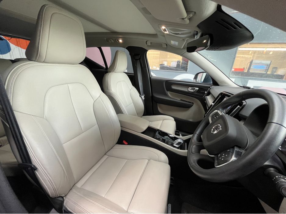 2021 Volvo XC40