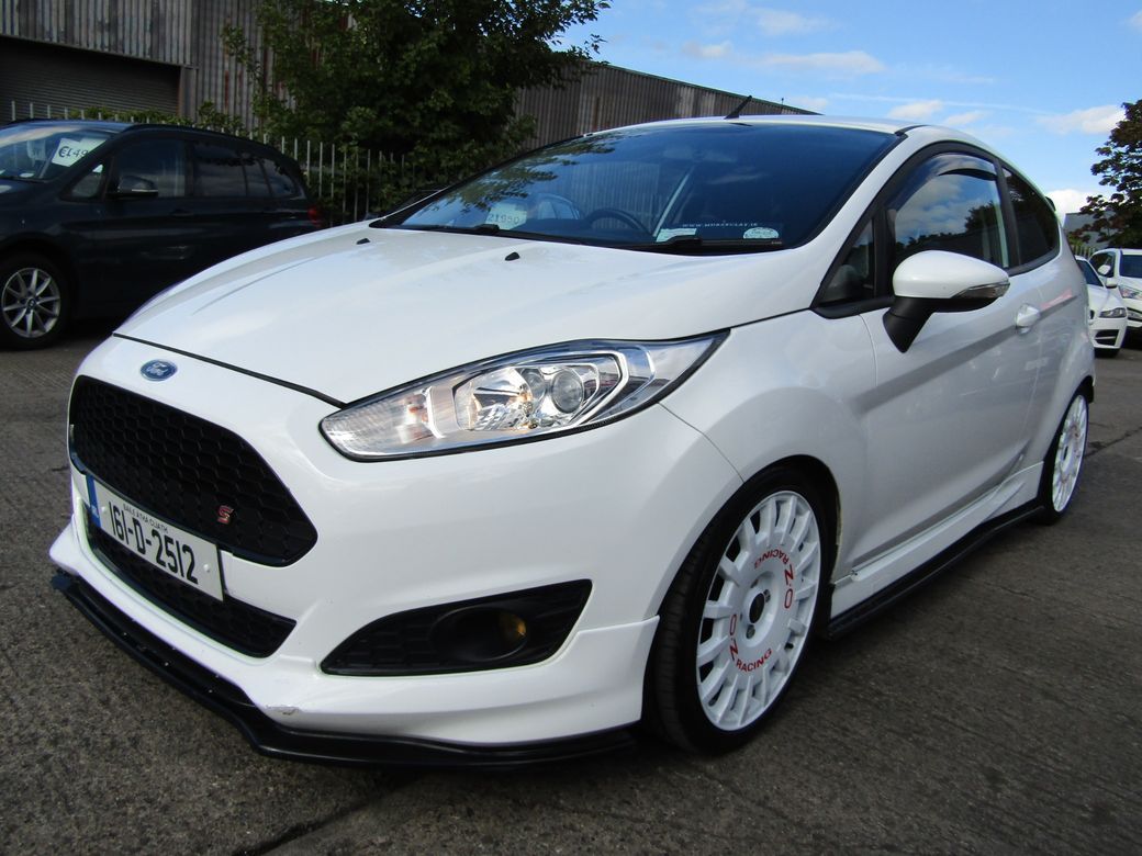 2016 Ford Fiesta