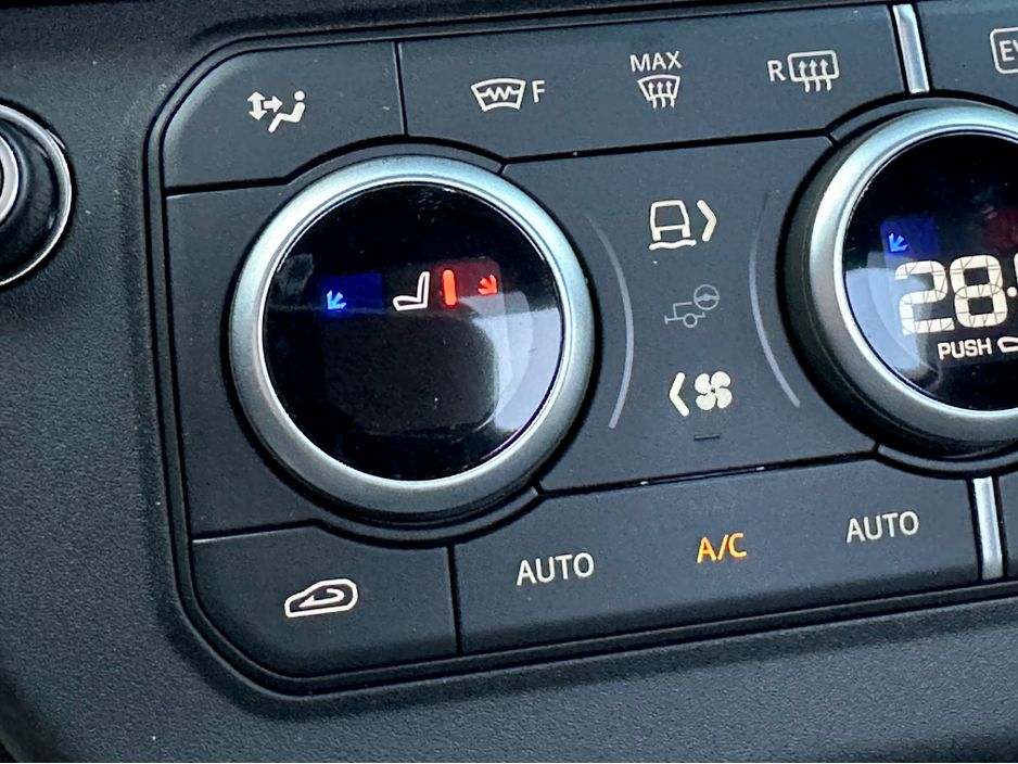 2025 Land Rover Defender