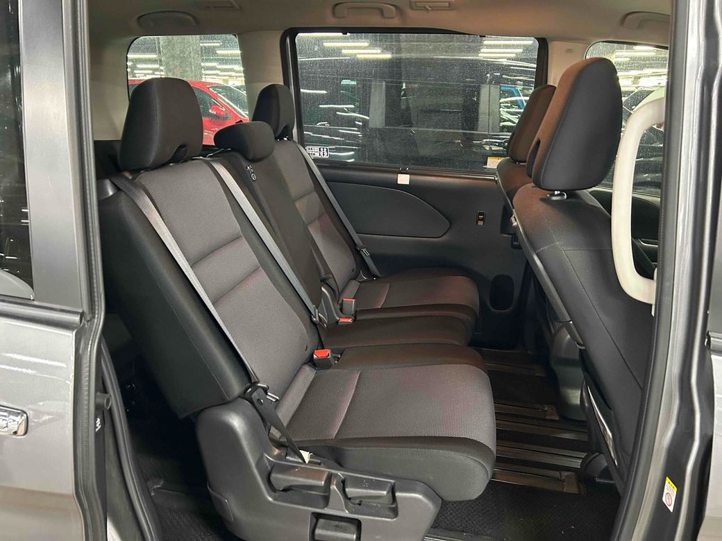 2022 Nissan Serena