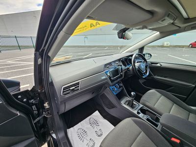 2016 Volkswagen Touran