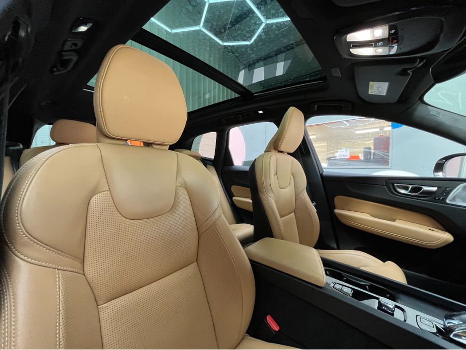 2023 Volvo XC60