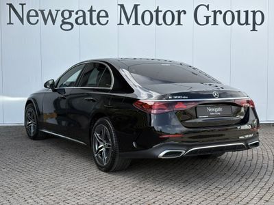 2025 Mercedes-Benz E 300