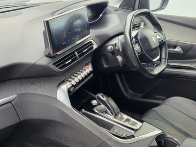 2021 Peugeot 3008