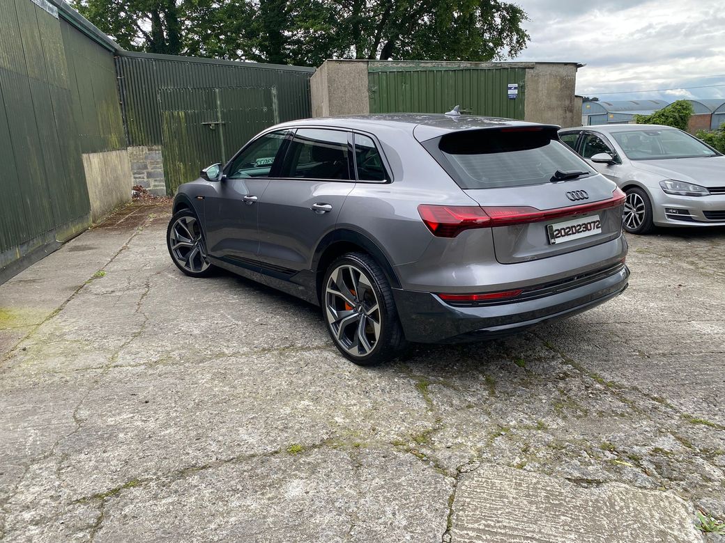 2020 Audi e-tron