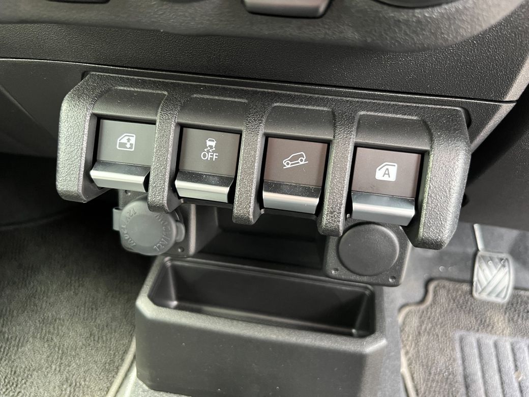 2023 Suzuki Jimny