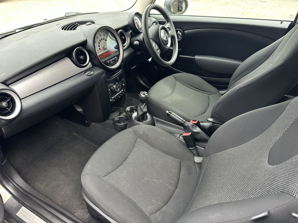2011 Mini Cooper