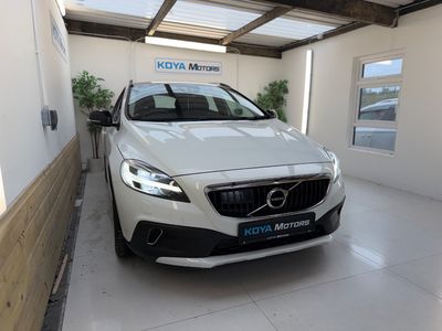 2017 Volvo V40