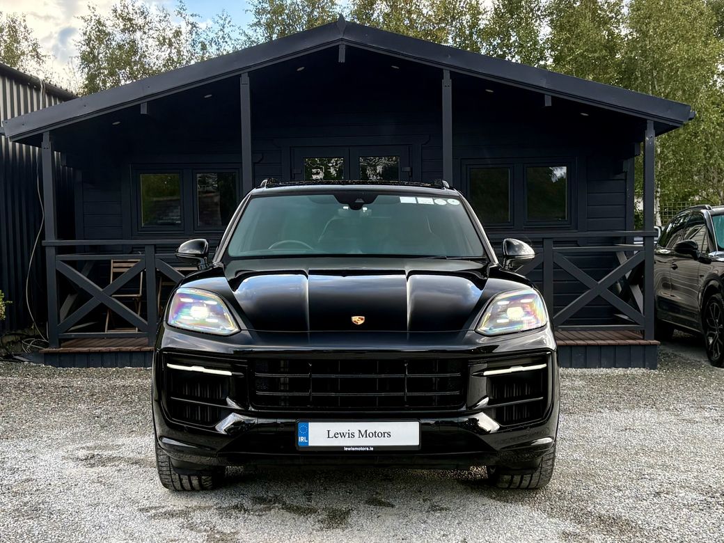 2023 Porsche Cayenne