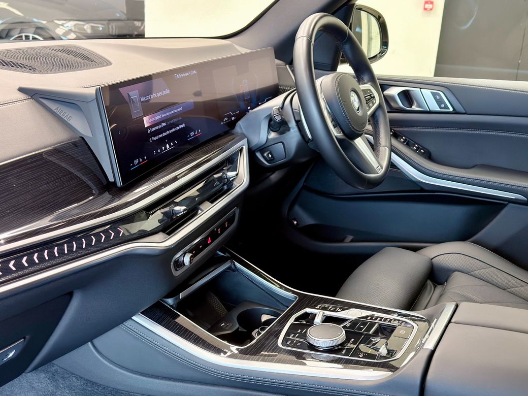 2025 BMW X5