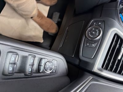 2017 Ford Galaxy