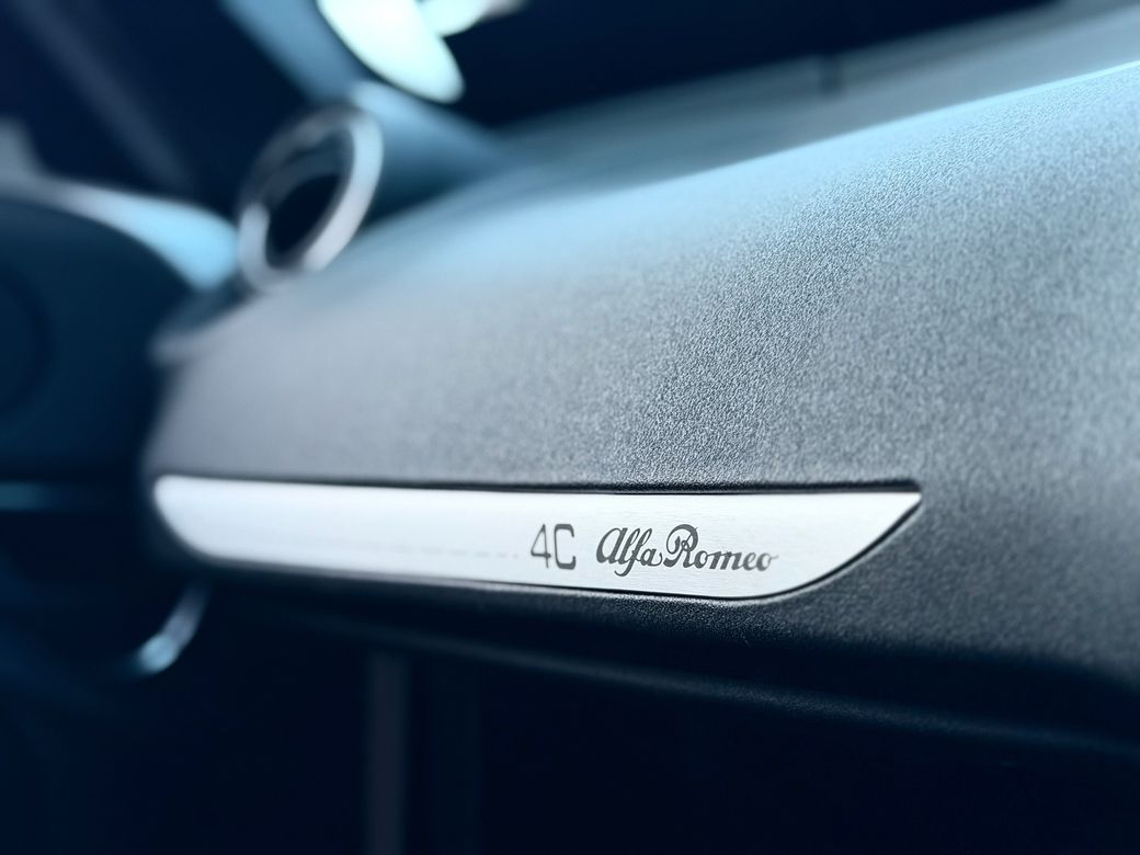 2016 Alfa Romeo 4C