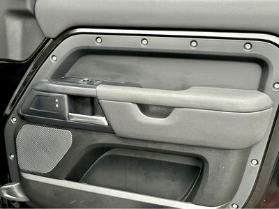 2022 Land Rover Defender