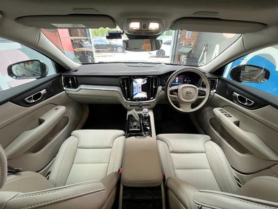 2024 Volvo V60