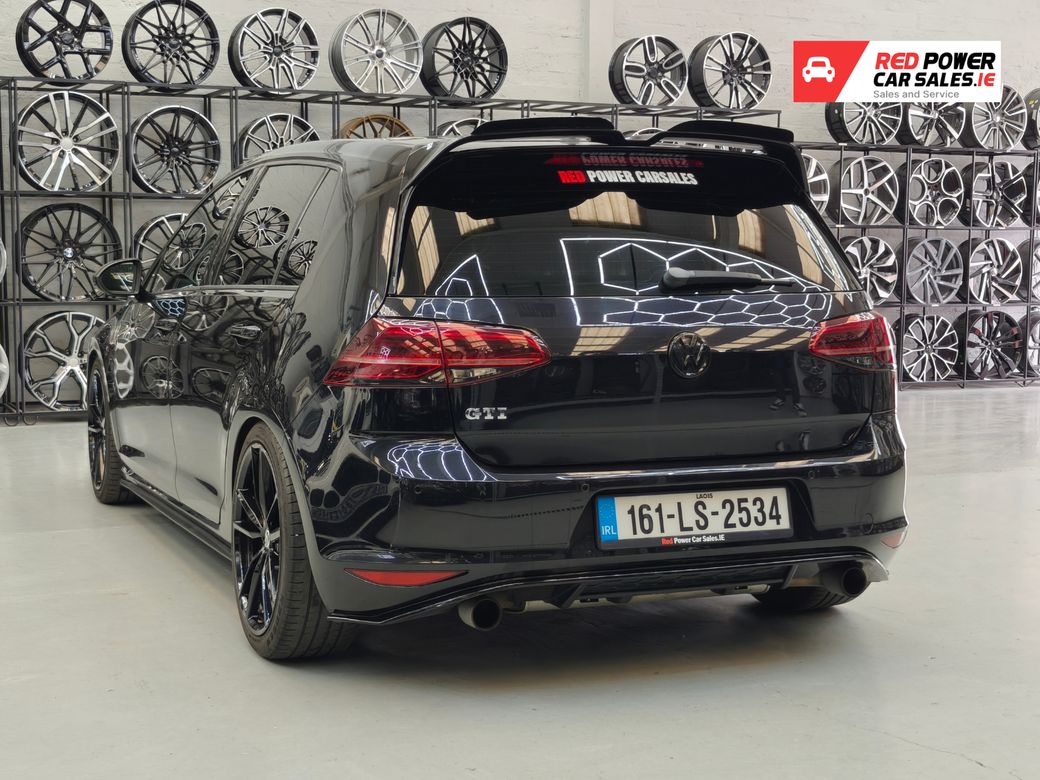 2016 Volkswagen Golf